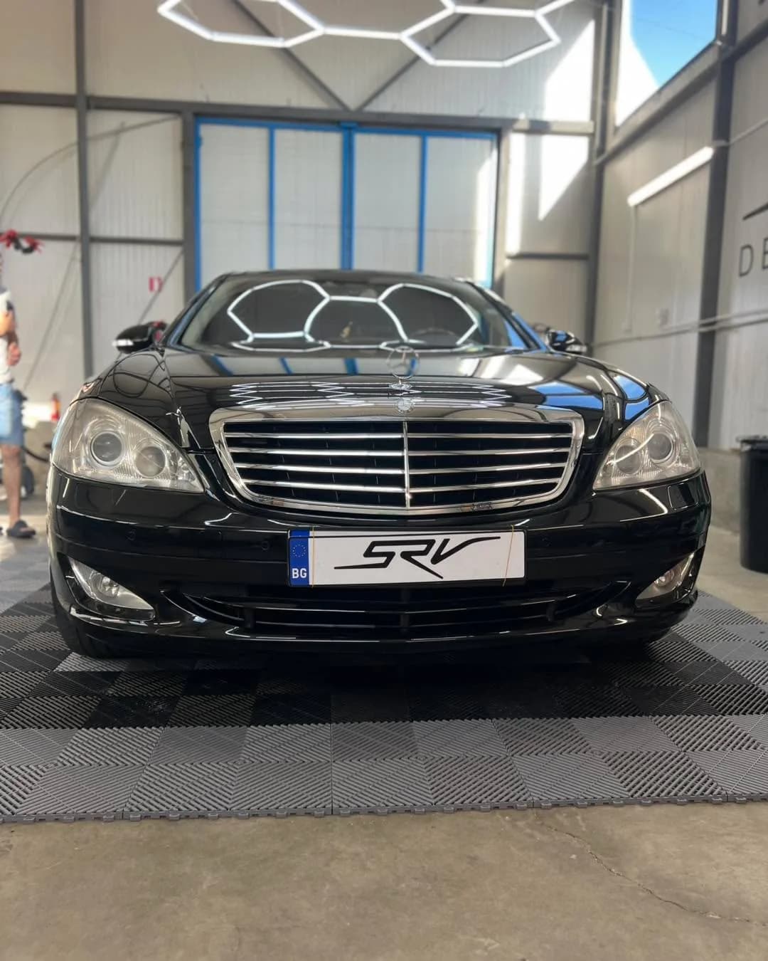 Кадър 7 от 10: Mercedes-Benz S-Class