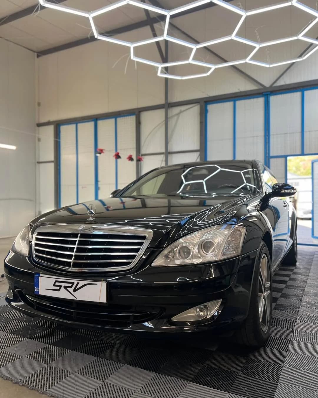 Кадър 8 от 10: Mercedes-Benz S-Class