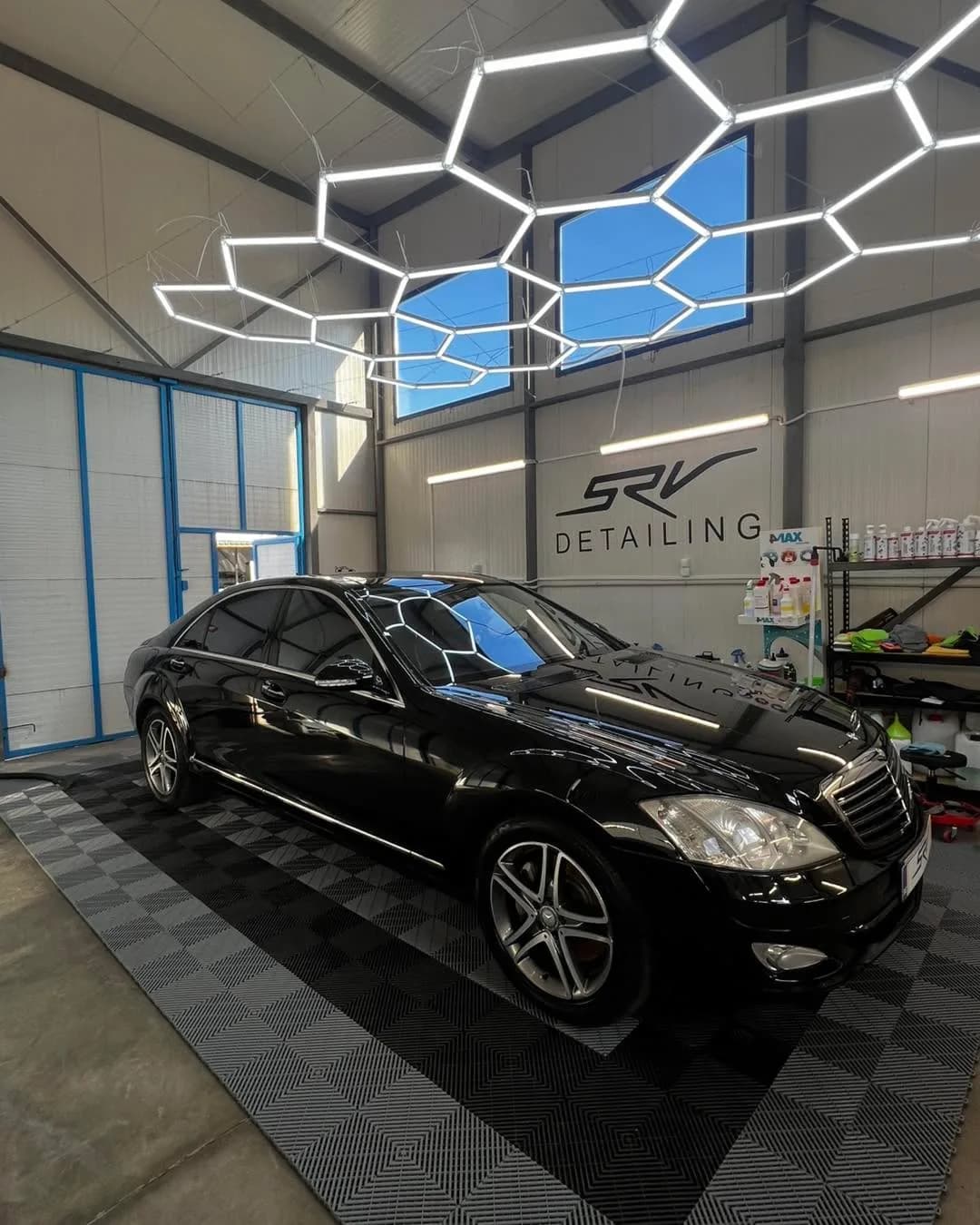 Кадър 9 от 10: Mercedes-Benz S-Class