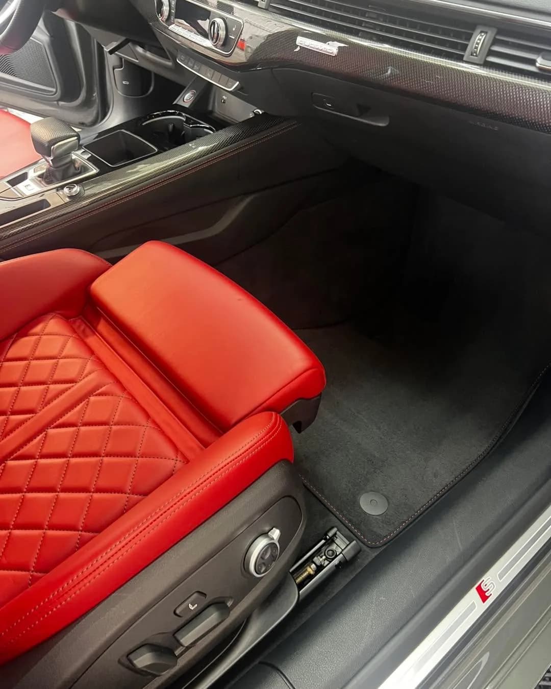 Кадър 7 от 10: Audi S5