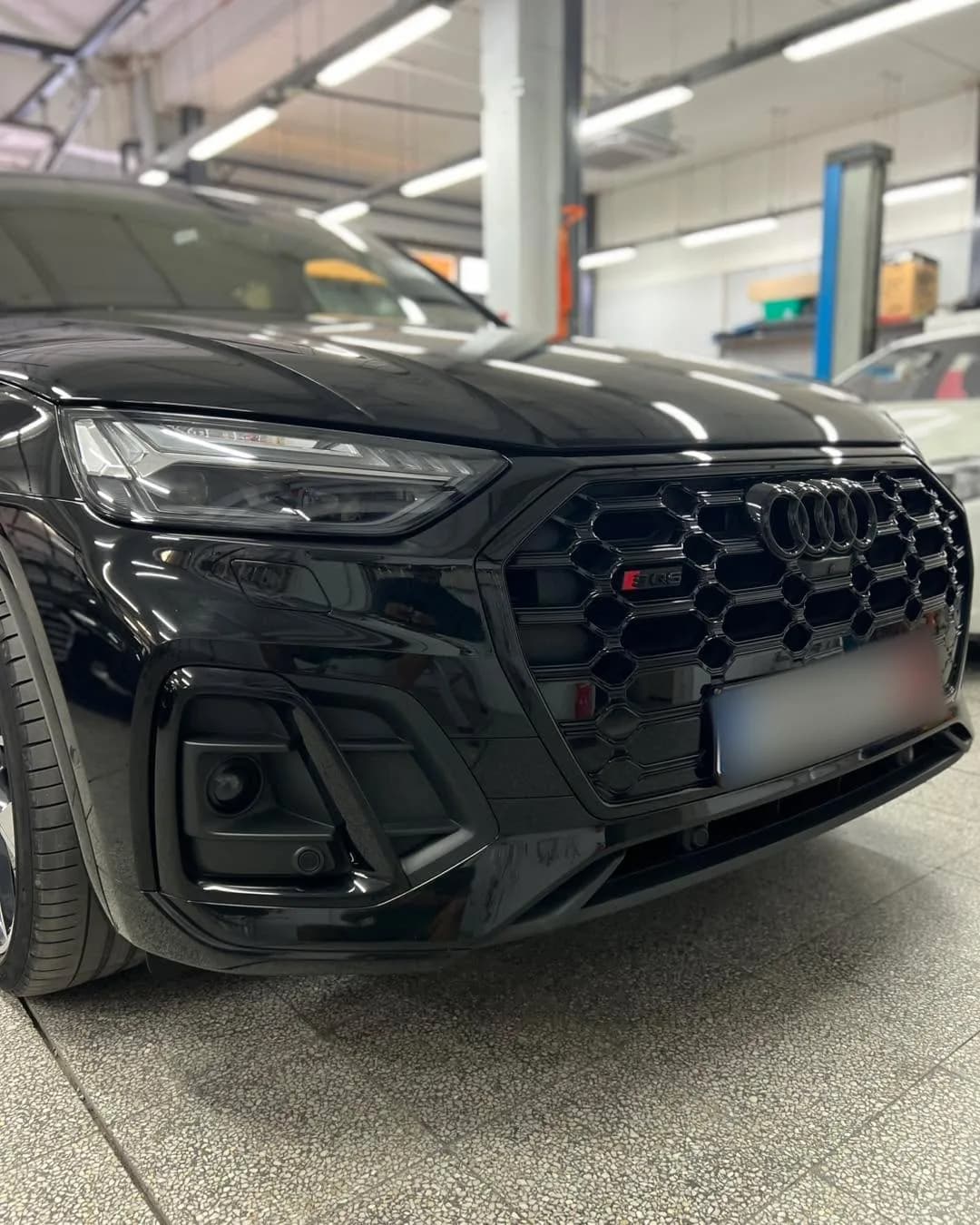 Кадър 2 от 7: Audi SQ5