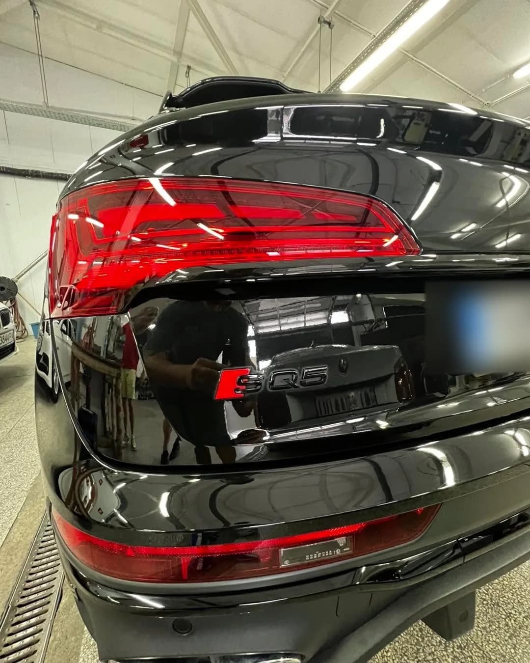 Кадър 7 от 7: Audi SQ5