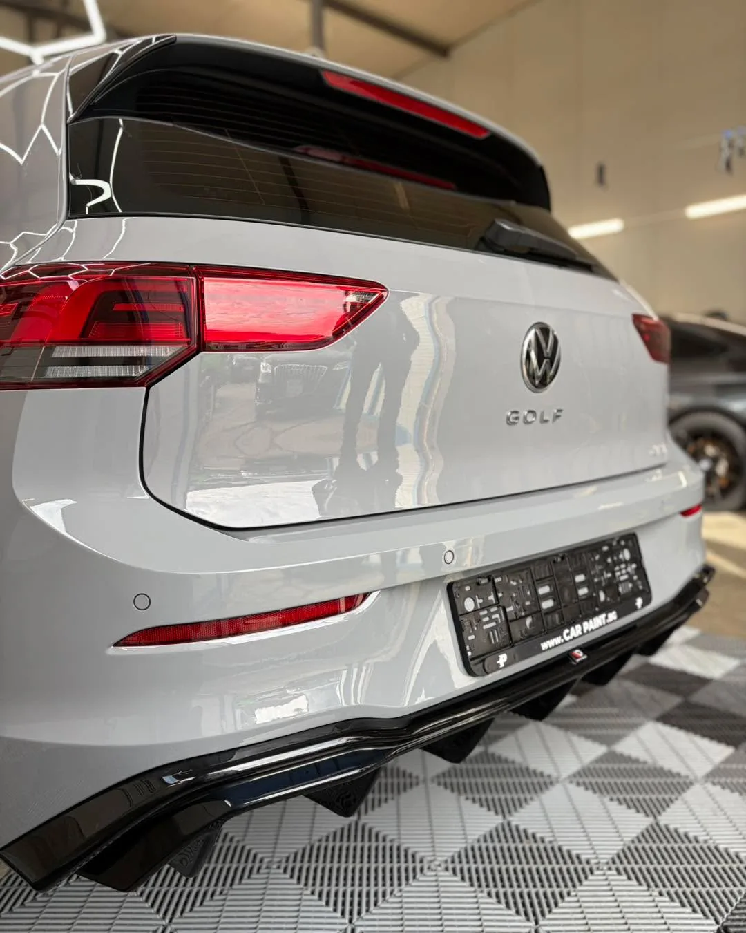 Кадър 8 от 9: Volkswagen Golf 8