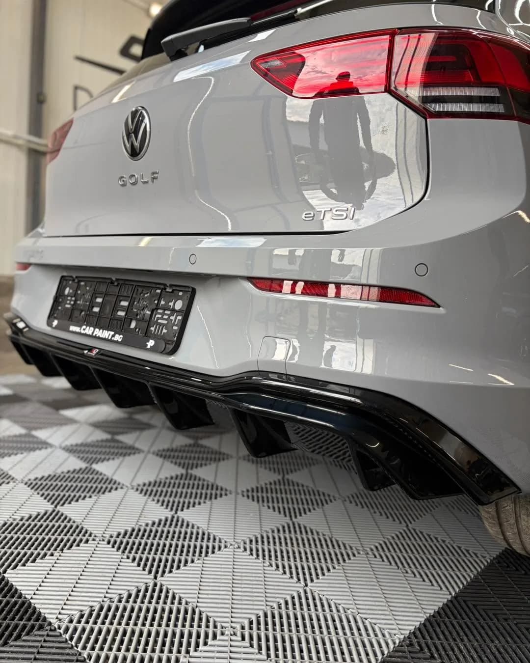 Кадър 6 от 9: Volkswagen Golf 8