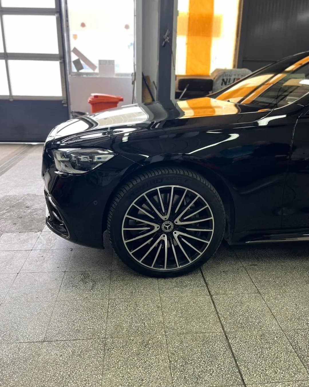 Кадър 9 от 10: Mercedes-Benz с PPF защита
