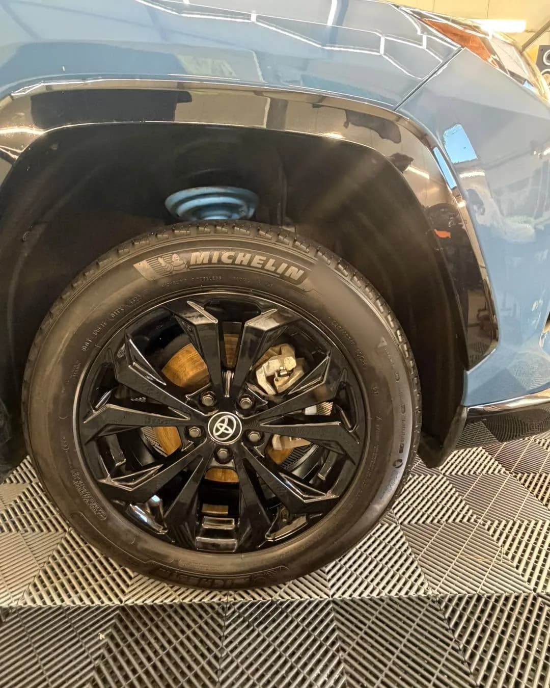 Кадър 2 от 8: Toyota RAV4