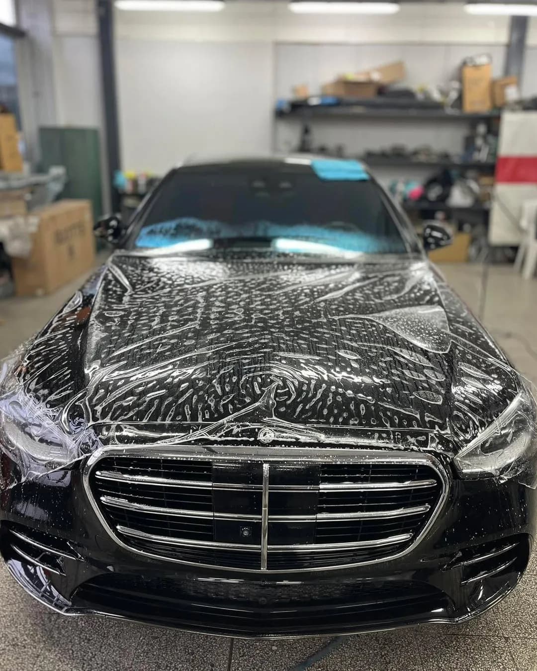 Кадър на Mercedes-Benz с PPF защита от реален проект на SRV Detailing