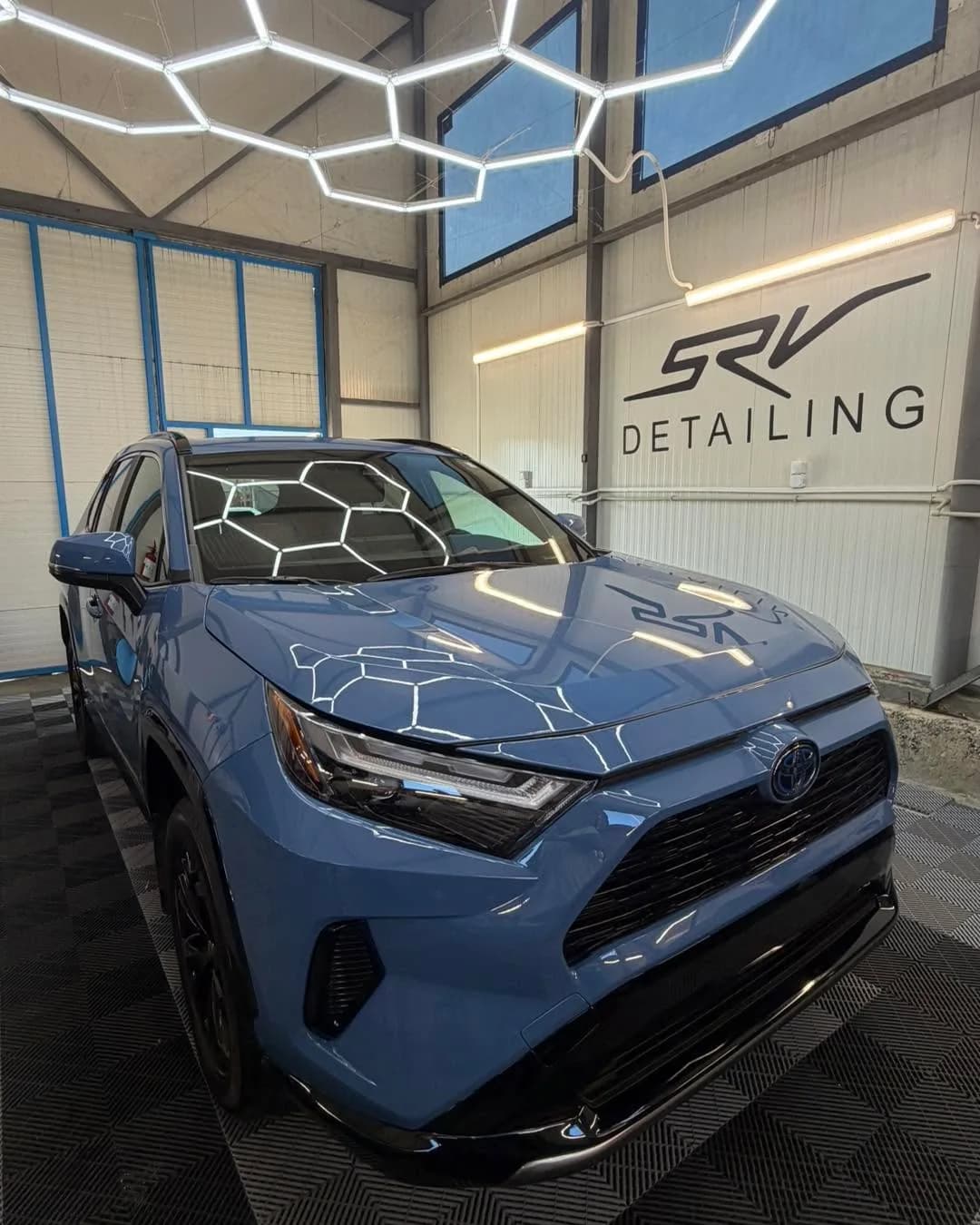 Кадър на Toyota RAV4 от реален проект на SRV Detailing