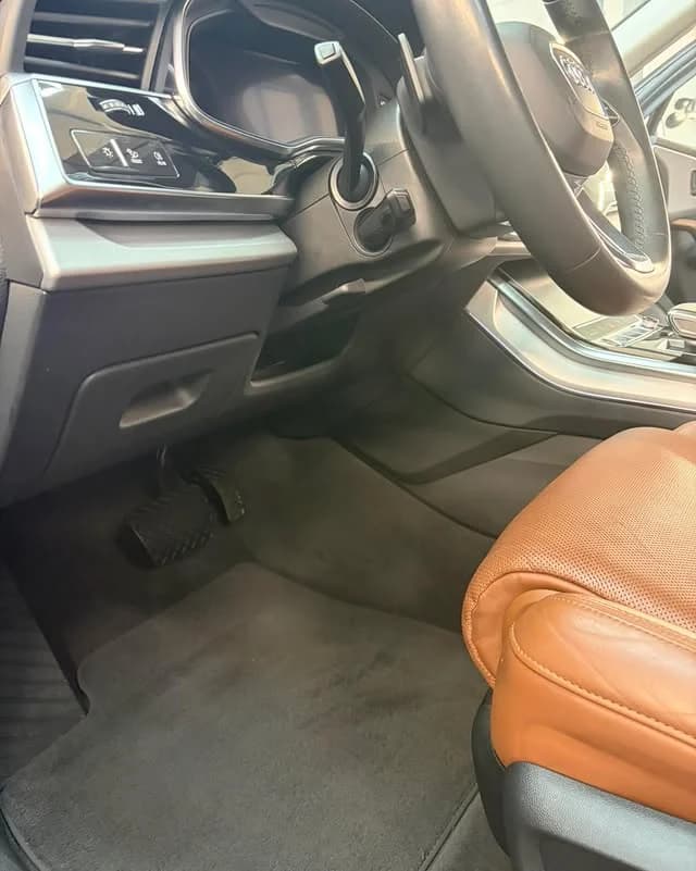 Audi Q7 след детайлна подготовка, керамично покритие, PPF на фарове и интериорна защита